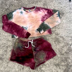 WORN ONCE LONG SLEEVE/SHORTS tie dye set xs